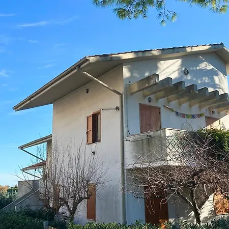 M396 - Marcelli, Monolocale Con Terrazzino