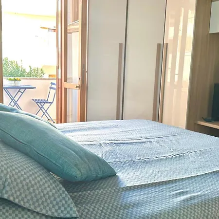 Appartamento M396 - Marcelli, Monolocale Con Terrazzino *